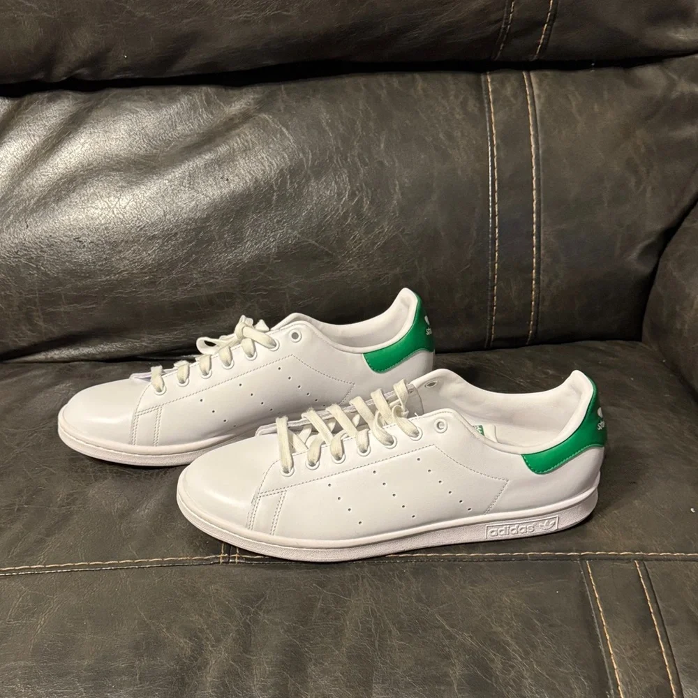 Adidas Stan Smith White with Green Highlights 13mens - Picture 2 of 6